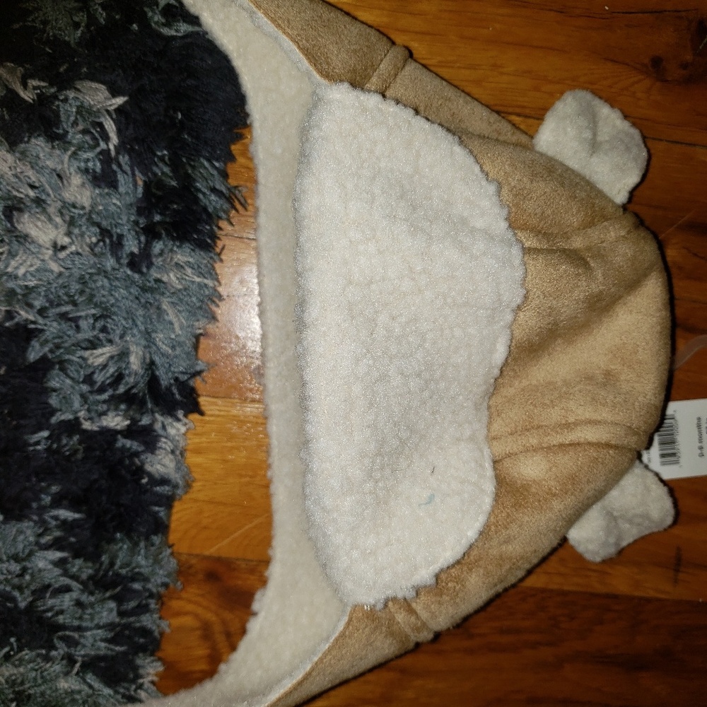 Baby gap hat 0-6m
